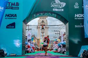 BIB: 139
                            <button type="button" onclick="openModal(24869446)" class="btn btn-primary btn-sm float-right btn-popup" data-toggle="modal" data-target=".modal-high-quality">
                        <i class="fas fa-shopping-cart"></i> Add to Cart
                    </button>
                                            <button type="button" onclick="isThisMe(24869446, true)" class="btn btn-success btn-sm float-right btn-popup btn-isme hidden" data-toggle="tooltip" data-placement="bottom" title="นี่คือรูปของคุณใช่ไหม คลิกที่นี่เพื่อเอาเข้าอัลบั้ม">
                        <i class="fas fa-plus"></i> Add to album
                    </button>
                    <button type="button" onclick="isThisMe(24869446, false)" class="btn btn-warning btn-sm float-right btn-popup btn-isnotme hidden">
                        <i class="fas fa-ban"></i> Remove from album
                    </button>